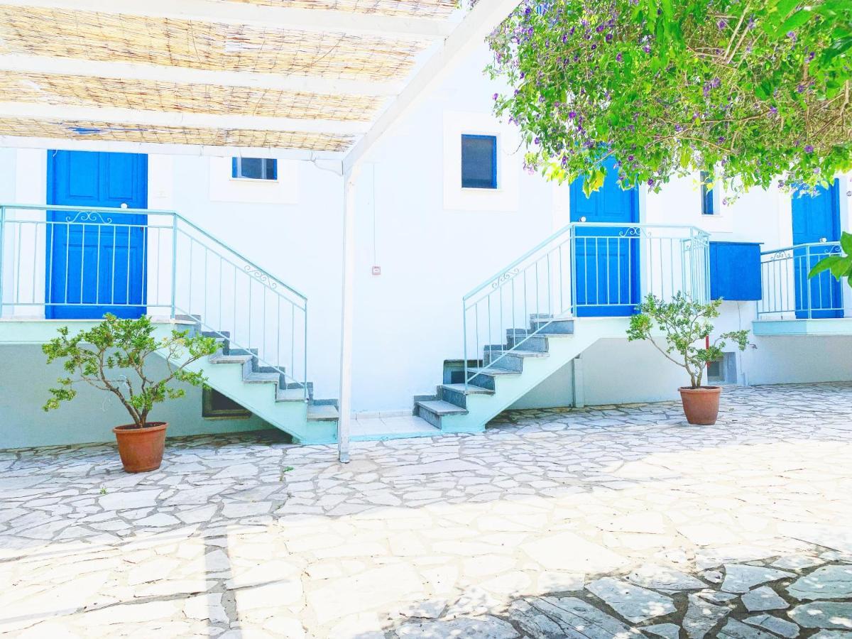Ilias Apartments Финикунда Экстерьер фото